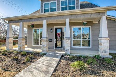 Pilar Gonzalez Realtor, Phyllis Browning Company