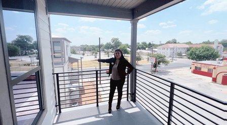 Lpt Realty LLC, Crystal Rosales Realtor