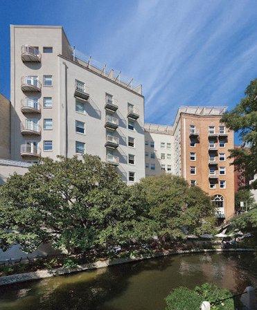 Club Wyndham Riverside Suites