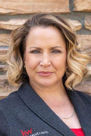 Amy C Rodriguez, Realtor Realty Advantage