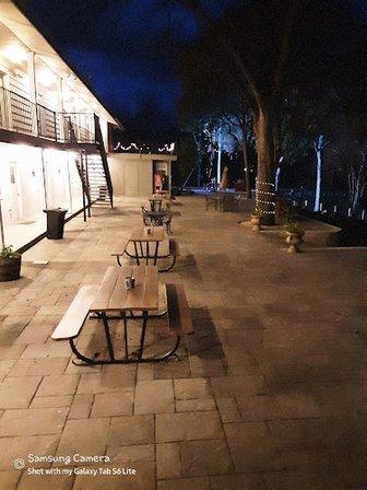 Horseshoe Riverside Lodge