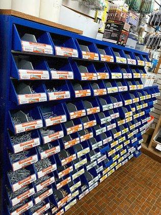 Braundera Yard & Hardware Inc