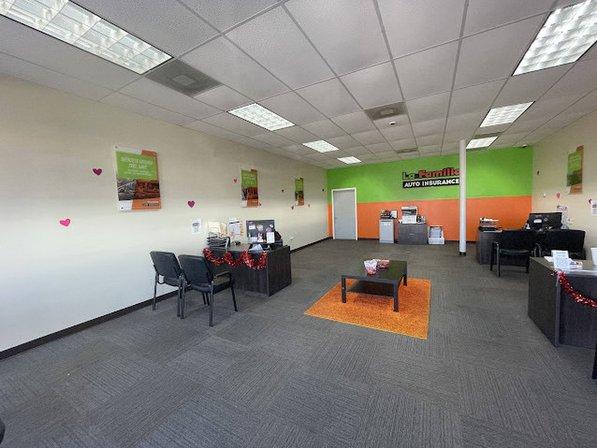 La Familia Auto Insurance & Tax Services