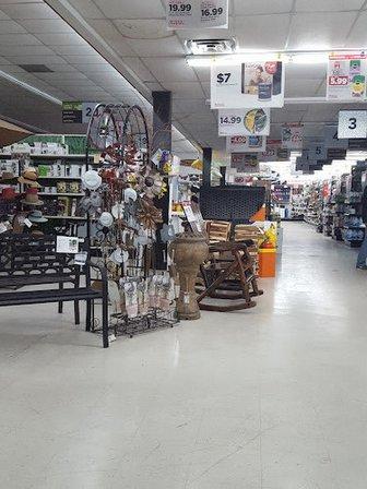 Bandera True Value Hardware