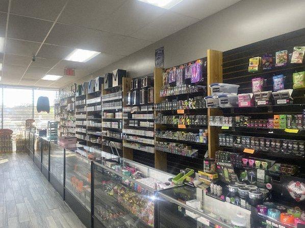 HeadRush Vape & Smoke