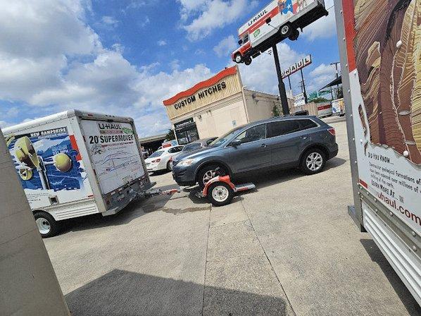 U-Haul Trailer Hitch Super Center of Vance Jackson