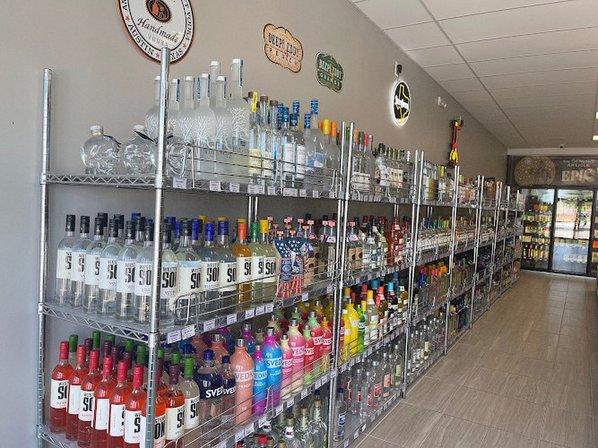 Crowne Liquor