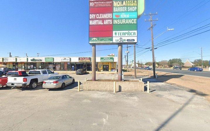 La Familia Auto Insurance & Tax Services