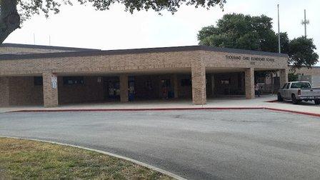 Thousand Oaks Elementary School