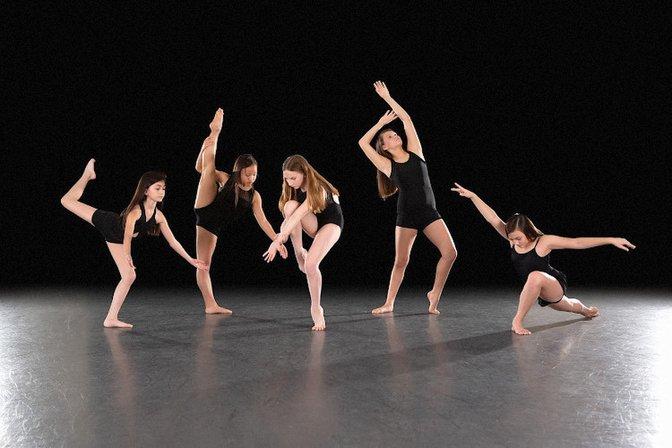 Collective Dance Artistry
