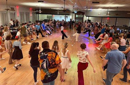 "SWING 525" - Let's Dance!