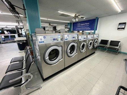 High Spin Laundromat Wash and Dry