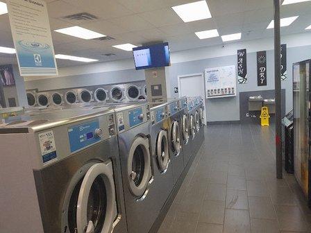 Bigs laundromat