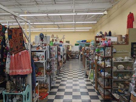 Craftiques Mall