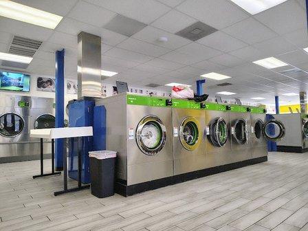 Rapido Wash Laundromat- Wash n Fold #2