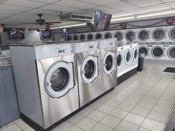 Local Laundry - Castroville