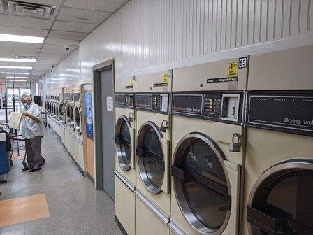 Nogalitos Laundromat