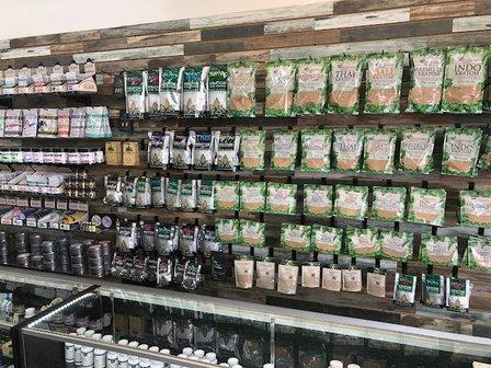 Emerald Forest CBD Dispensary - Delta 8 - Kratom - THC-A - Smoke & Vape Shop Foster Road