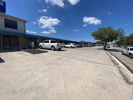 Alamo Mini-Storage - Broadway