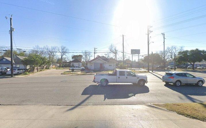 Ellis Hi Ball Liquors
