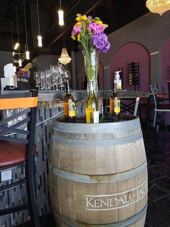 Senoritas Wine Bar Alamo Ranch