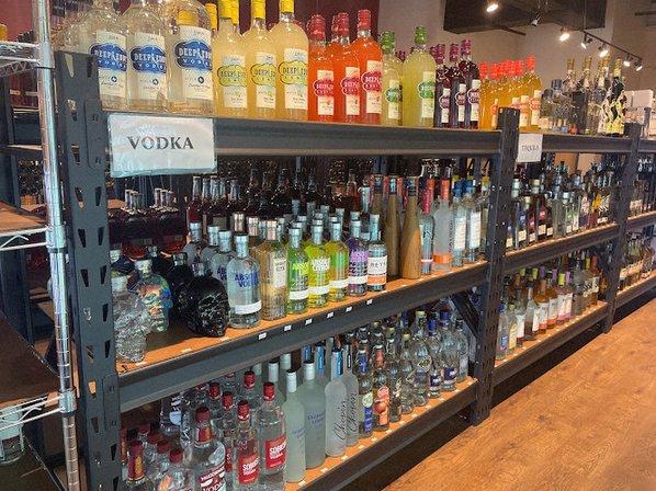 Zins Liquor Smoke