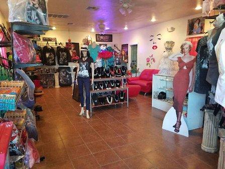 Mi Familia Boutique