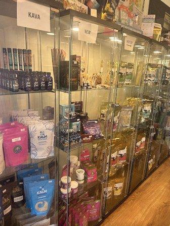 Mr. Farmacist - Botanicals. Kratom. Kava. Cannabis. NA Spirits. Bottle Shop.