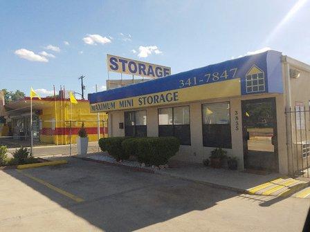 Maximum Mini Storage West Avenue
