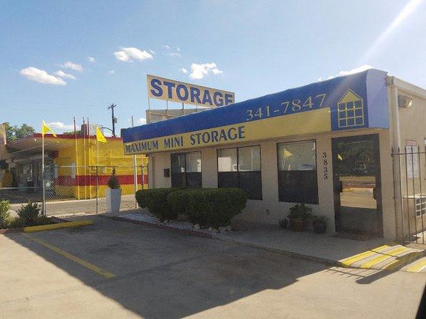 Maximum Mini Storage West Avenue