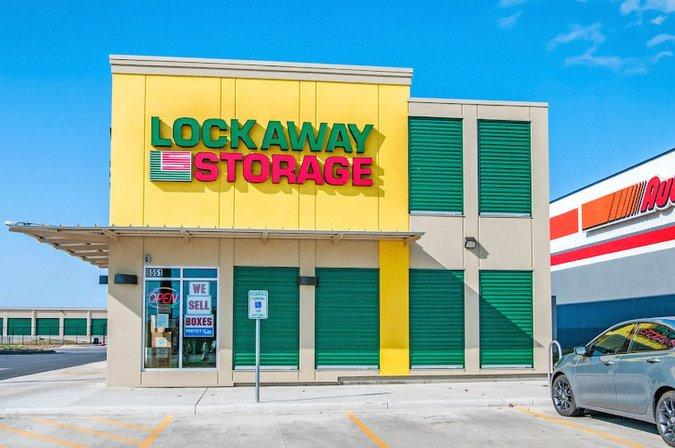 Extra Space Storage