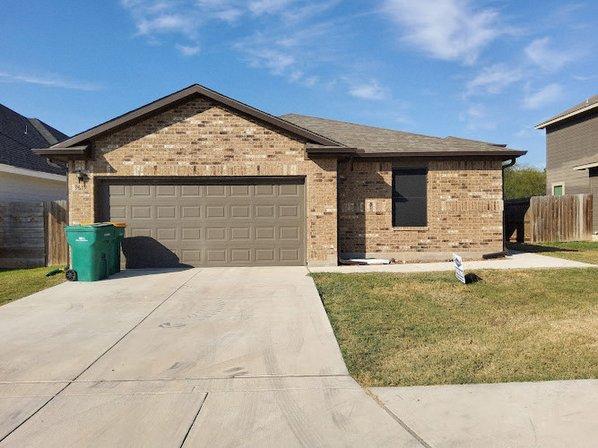 Autumn Woods Family PIT PAD (SHORT TERM RENTALS)