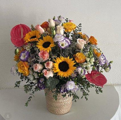 Cinnamon Rose Flowers & Gifts