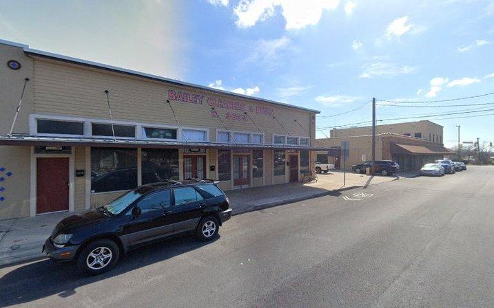 Bailey Cleaners & Dyers