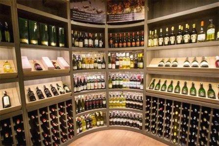 Velvet Liquors