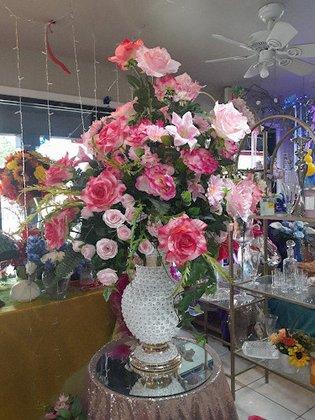 A Touch of Elegance flowers and gifts