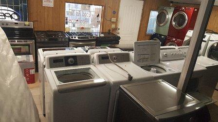 ERIN'S NEW SCRATCH & DENT APPLIANCES.
