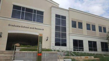 Graduate School & Research Building