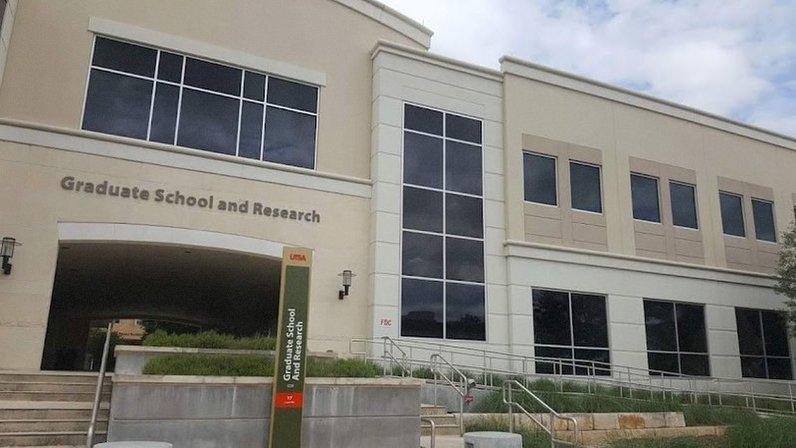 Graduate School & Research Building
