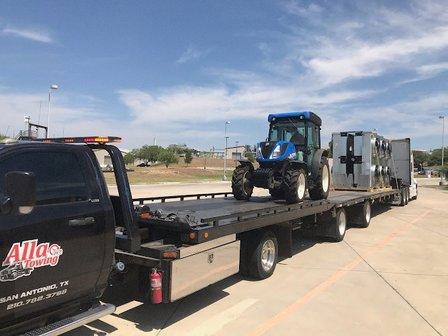 Omar Towing Truck