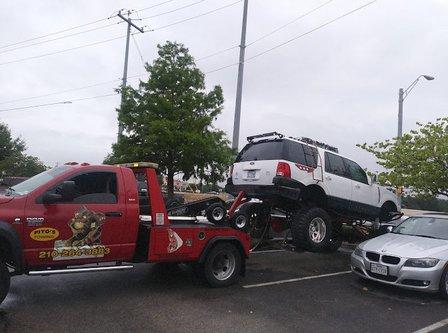 Piyo's Towing