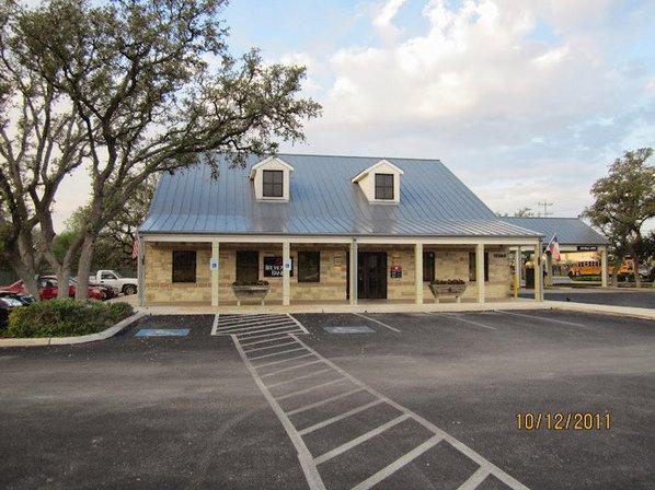 Broadway Bank - Helotes Financial Center