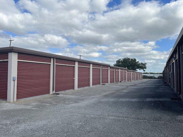 Forward Storage - Highway 87