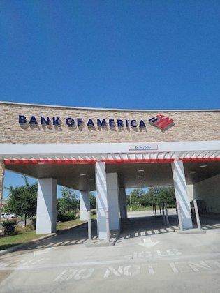 Bank of America (with Drive-thru ATM)
