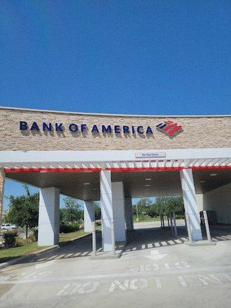 Bank of America (with Drive-thru ATM)
