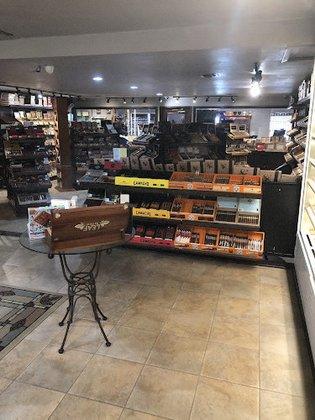 Club Humidor-Huebner