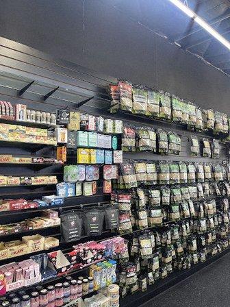 SMOKE LAND & vape