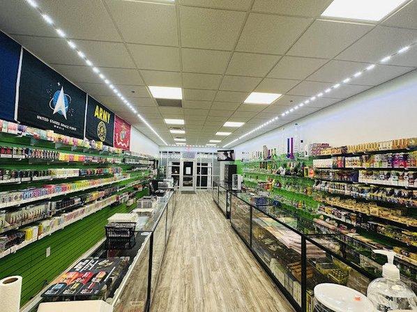ROUGH COUNTRY CBD & VAPE #10