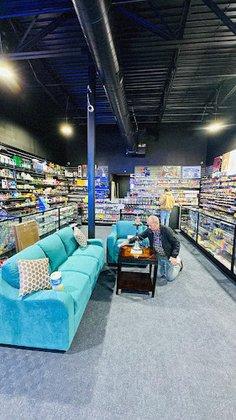 Smoke & Eve | 24 Hour CBD, Vape, Delta 8, Hookah & Kratom Smoke Shop