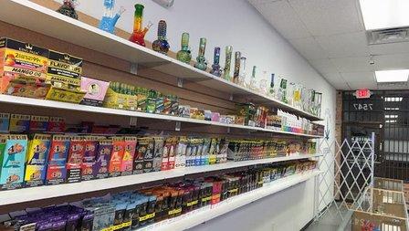 Carters Smoke Vape & Dispensary #2